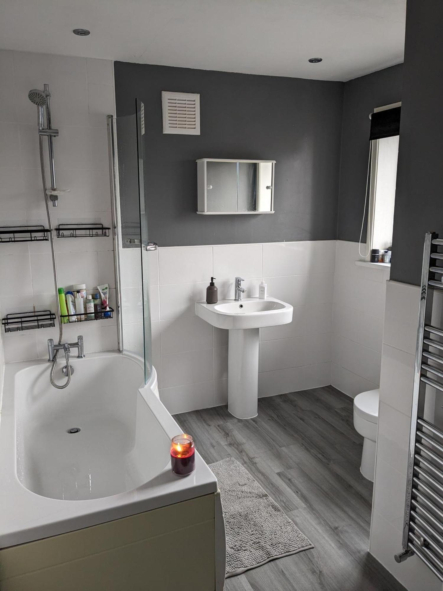 Detached Homestay - Super, King & Double Rooms - Leyland, Preston, Chorley, Lancashire Rum bild