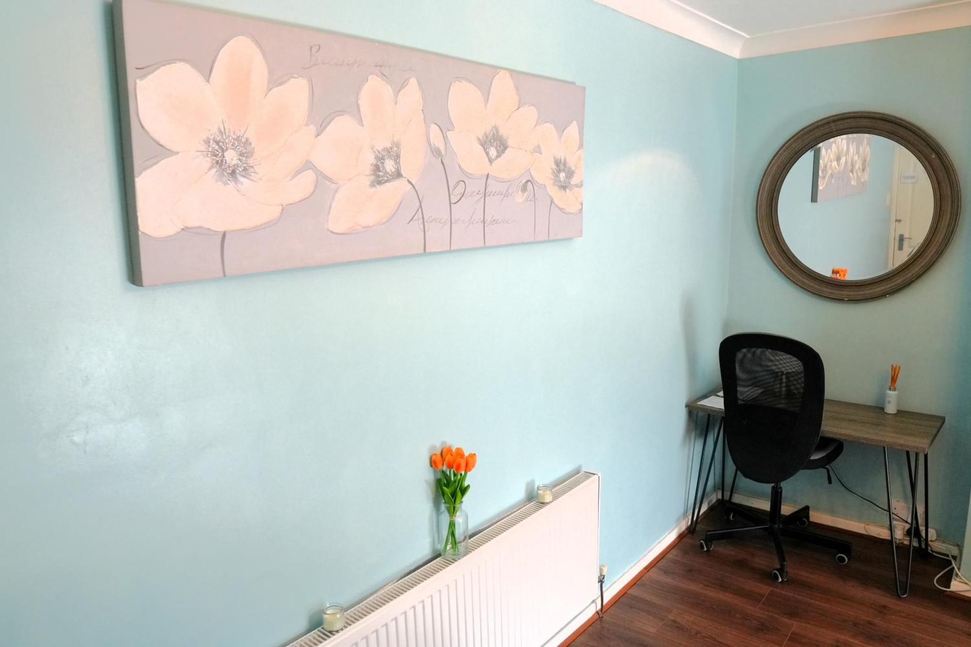 Detached Homestay - Super, King & Double Rooms - Leyland, Preston, Chorley, Lancashire Exteriör bild